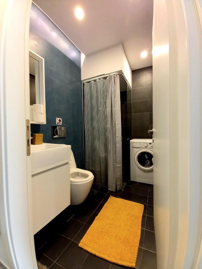 Bella Suite City Center, Parking テッサロニキ エクステリア 写真