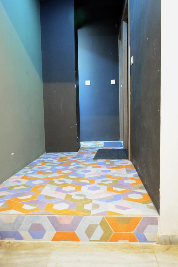 Bella Suite City Center, Parking テッサロニキ エクステリア 写真